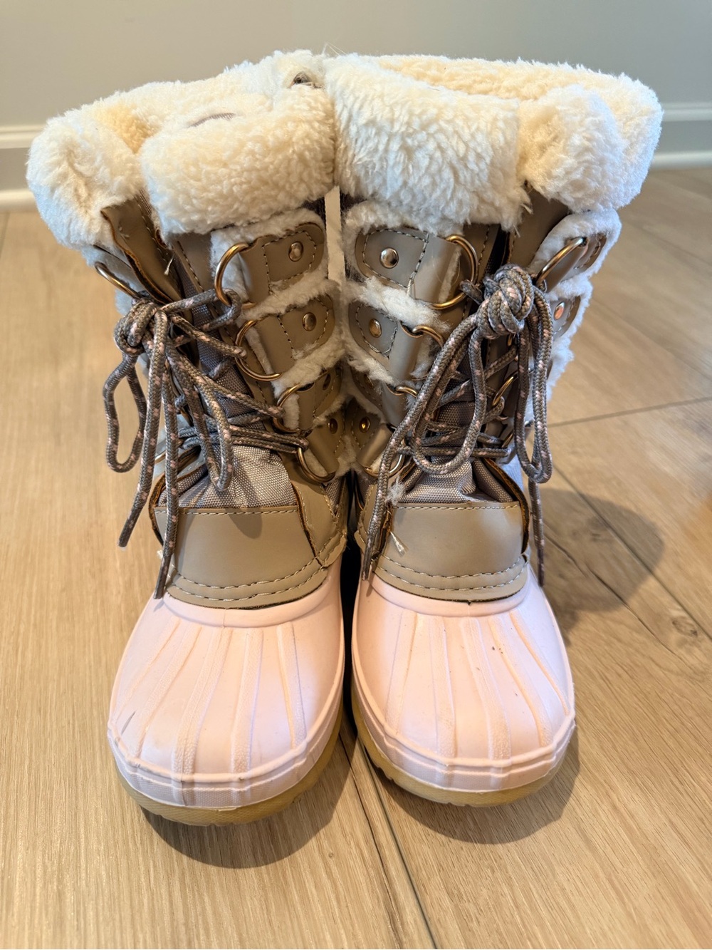 Girls snow boots